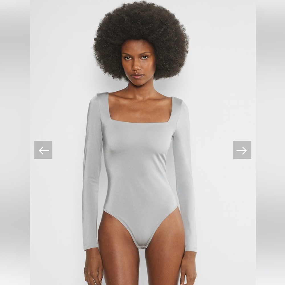 Aritzia Contour Metallic Square Longsleeve Bodysuit in Platinum Chrome